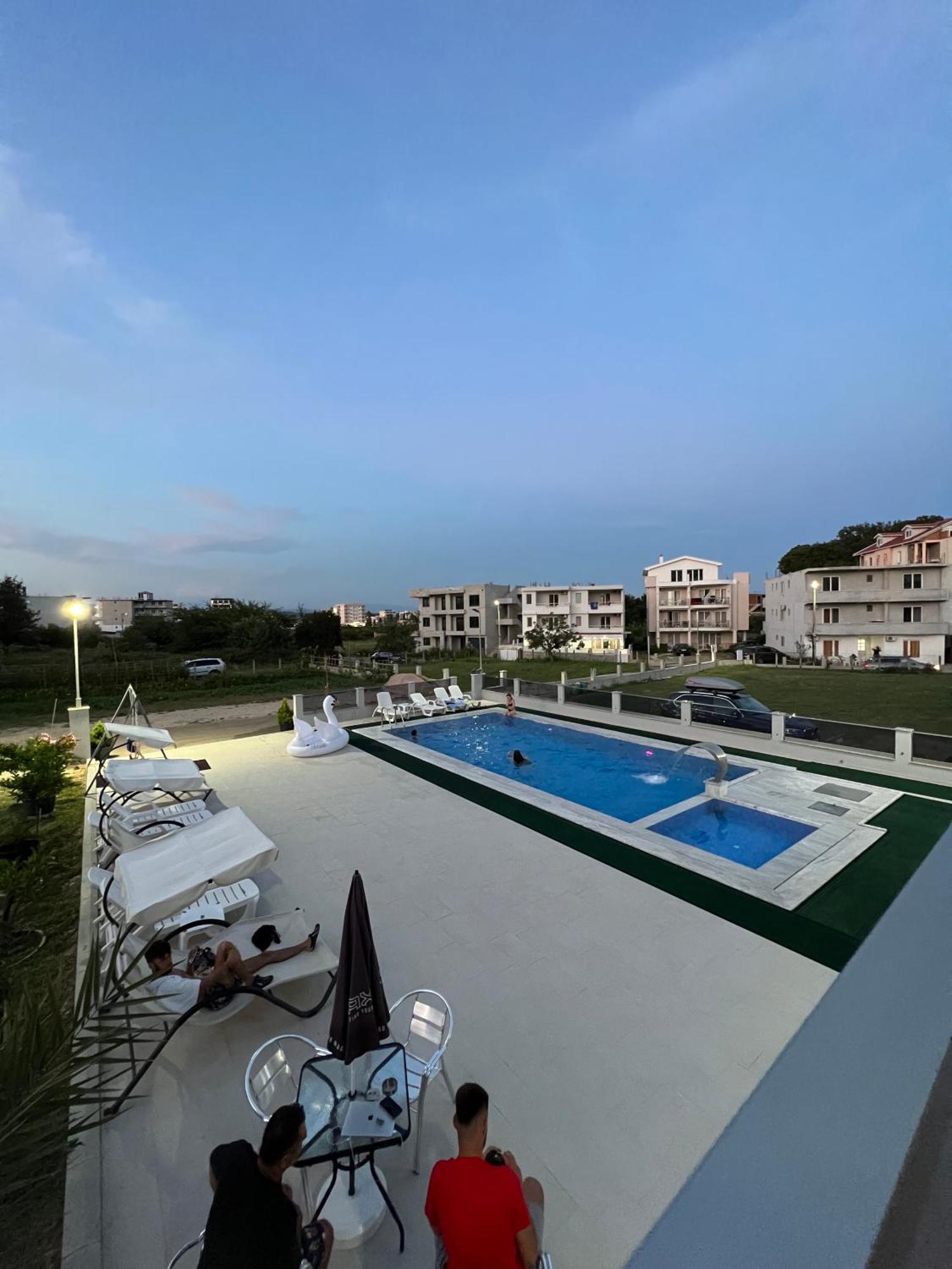 Apartments Zalli Ulcinj Exterior foto
